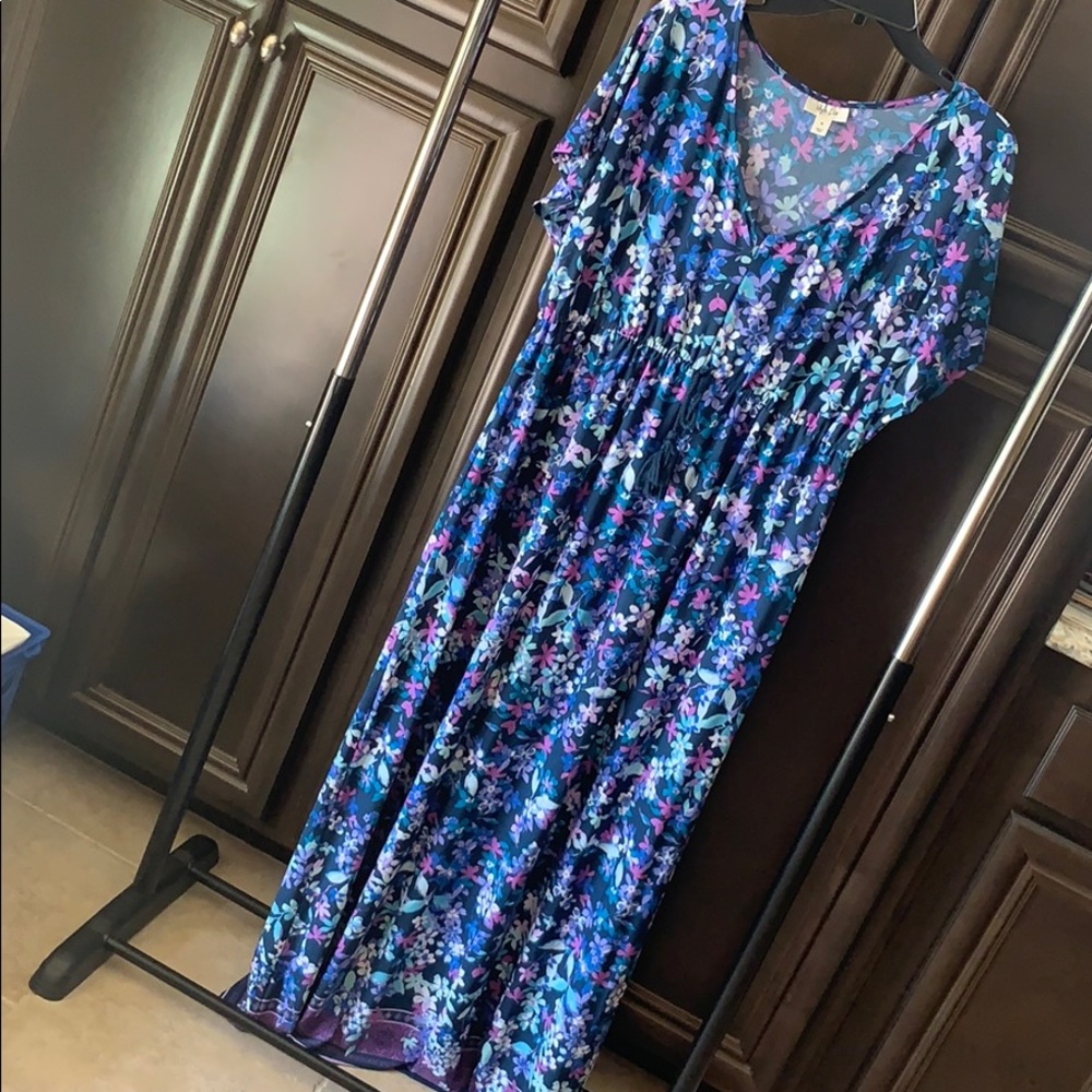 Floral maxi dress